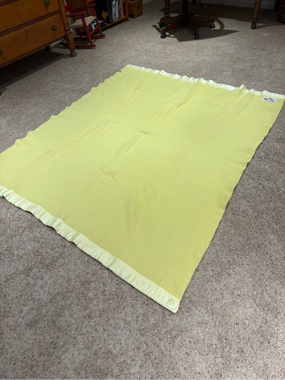 AaBe Vintage Dutch 100% Pure Virgin Wool Blanket MCM Yellow 60x72” Shrunk Fair